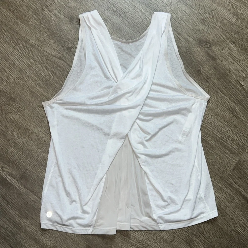 Lululemon Soul Stride White Tank‎ Top